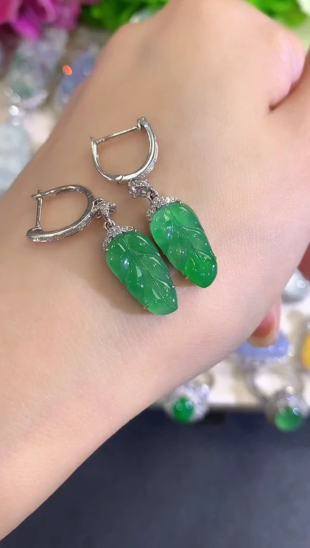 18K金镶嵌翡翠耳饰a80