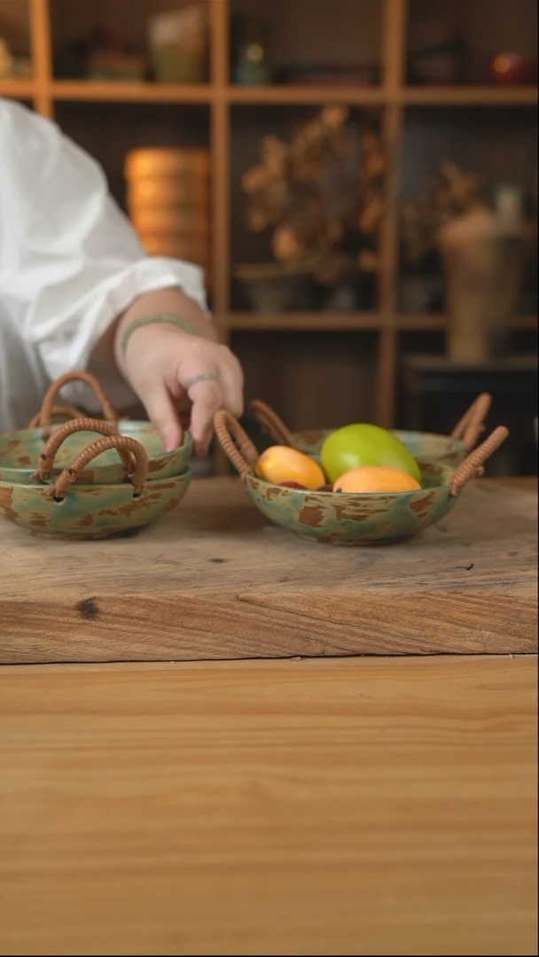 黄绿色的6英寸麻绳螺纹小提篮1个