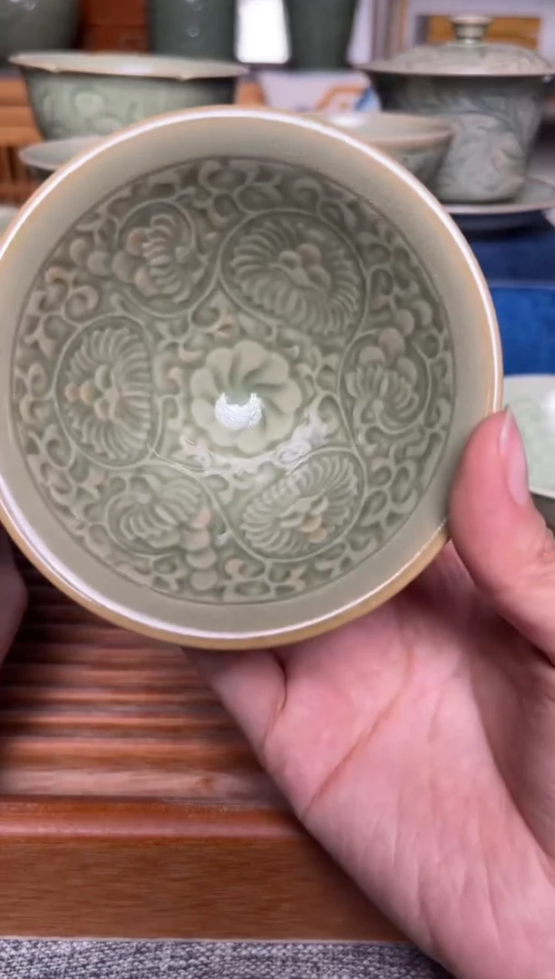 【闪购商品】其他耀州窑缠枝菊纹斗笠盏