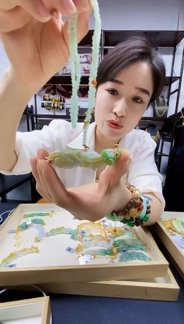颈饰未镶嵌翡翠翡翠吊坠