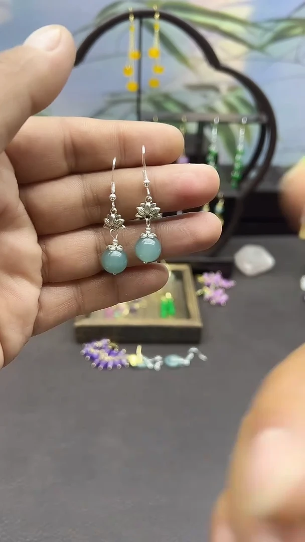 未镶嵌石英质玉（天山翠）耳饰002