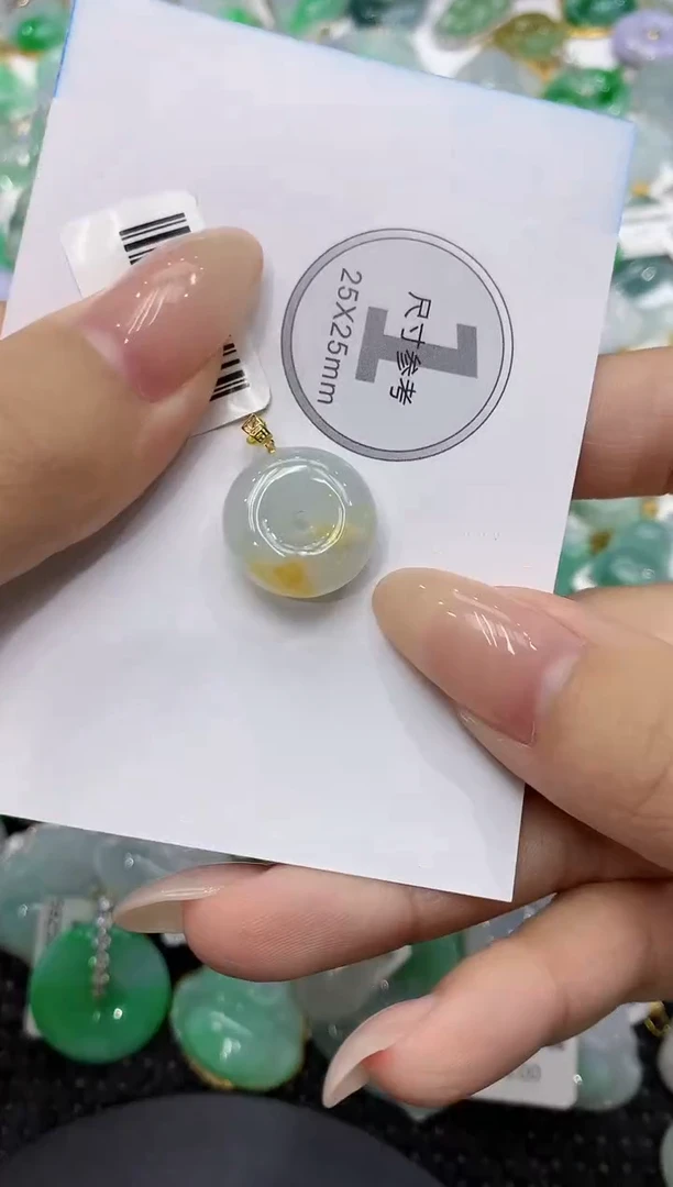 颈饰18K金镶嵌翡翠111111111111