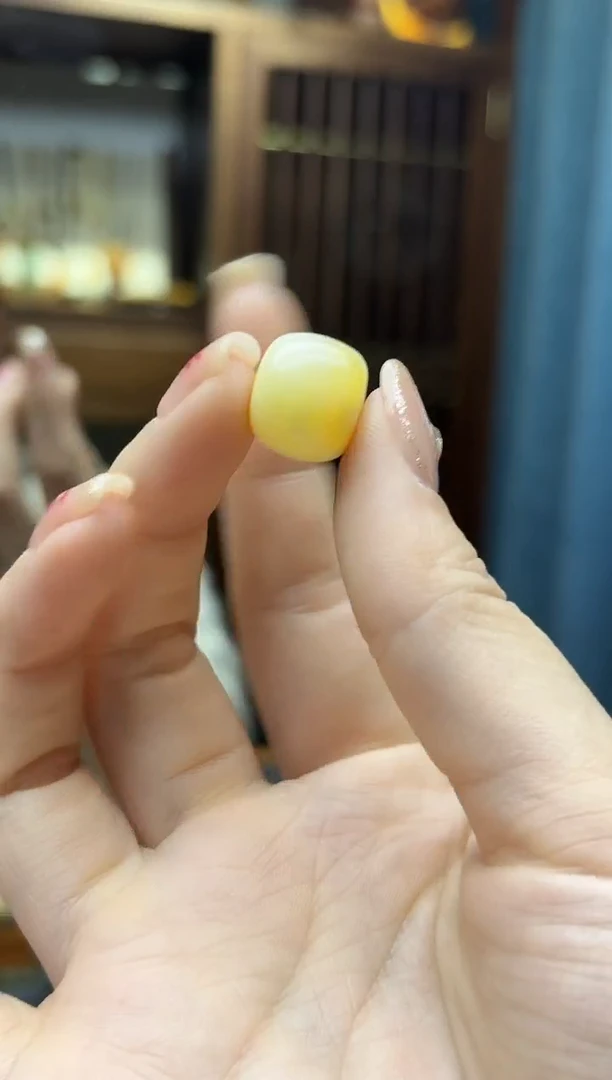 蜜蜡颈饰未镶嵌蜜蜡老型配饰WCY