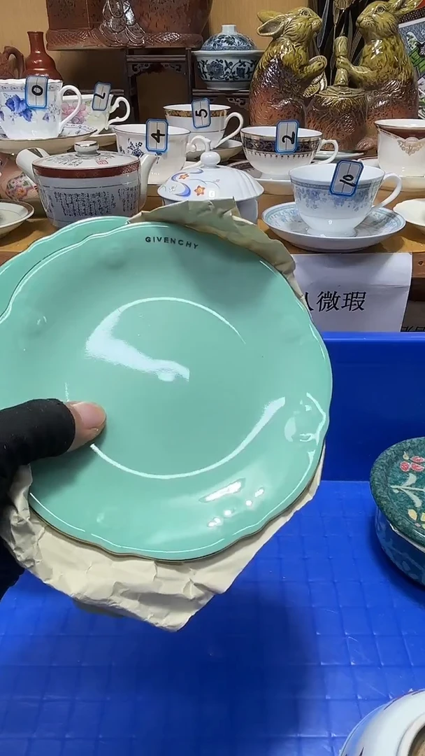 董****g中古货品默认微瑕