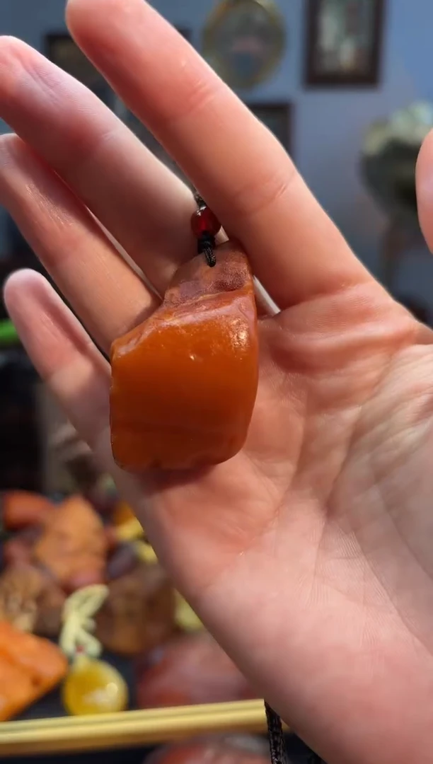 琥珀颈饰未镶嵌吊坠