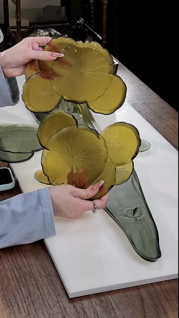 琉璃观荷听雨小茶盘琥珀金2个