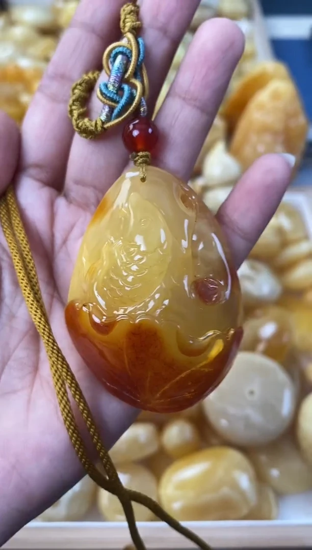 未镶嵌琥珀裸石天然琥珀蜜蜡