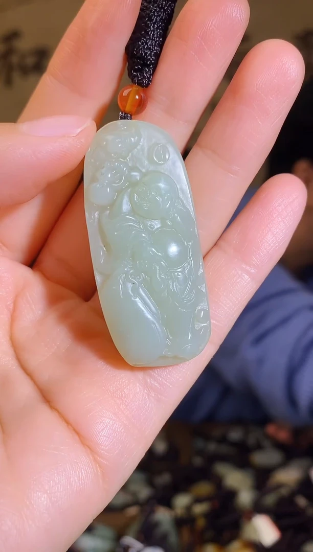 颈饰未镶嵌和田玉1