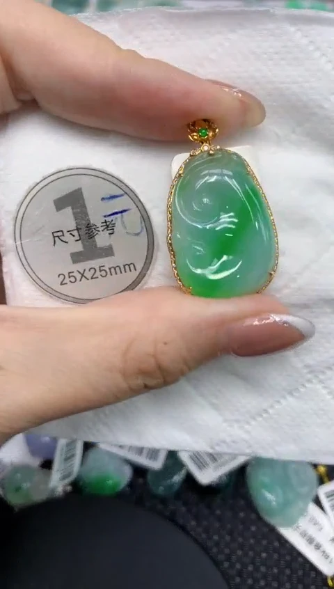 颈饰18K金镶嵌翡翠11111111