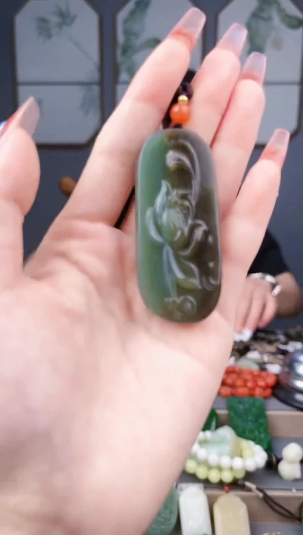 和田玉未镶嵌颈饰多样性发货  拍一单发一个