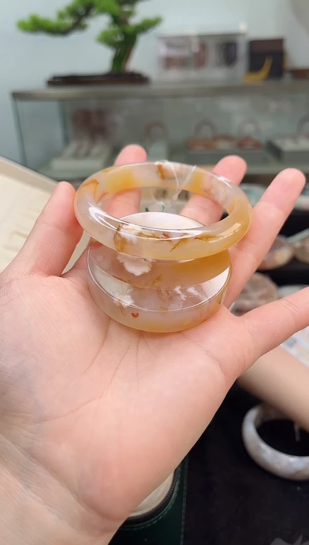 未镶嵌手镯石英质玉59圈口（赠品镯心）3600