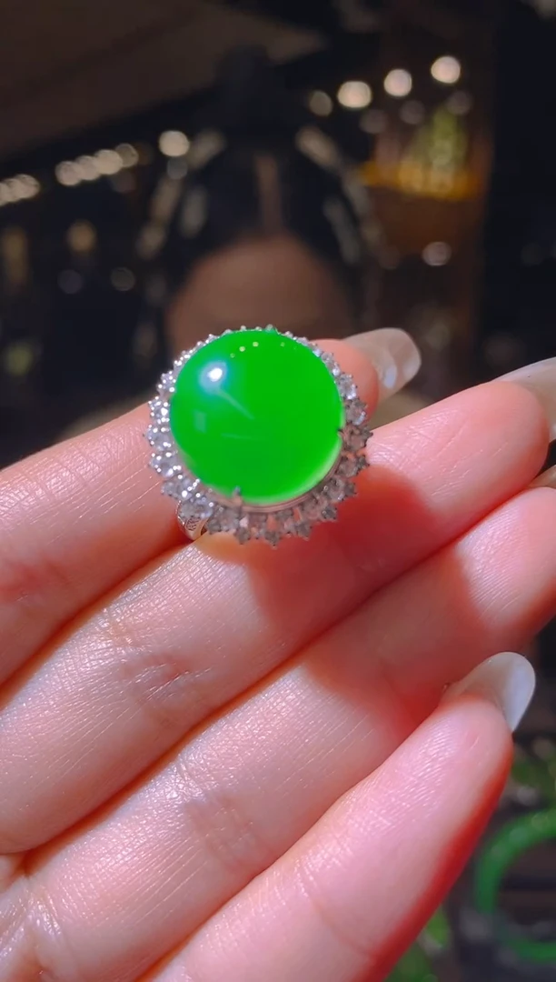 【闪购商品】翡翠戒指18K金镶嵌031