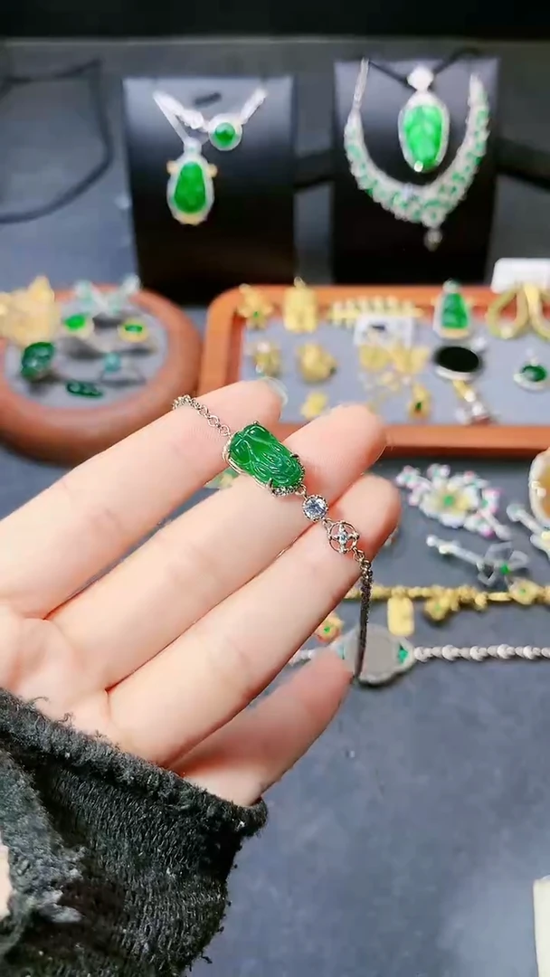 【闪购商品】翡翠手链银S925镶嵌手链