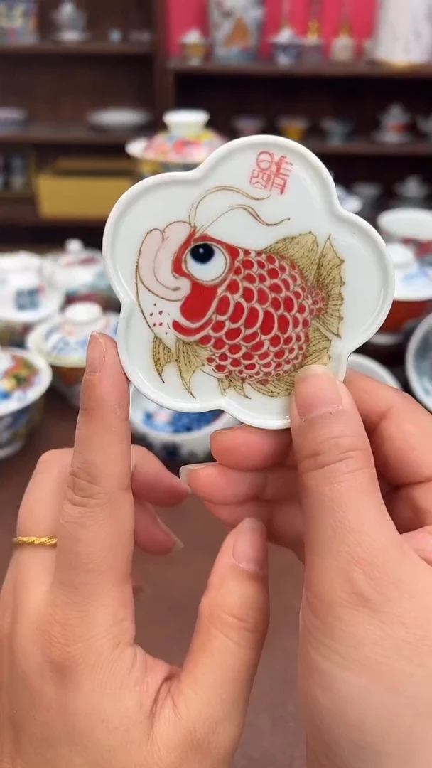 【闪购商品】宠粉福利价        红鱼杯垫