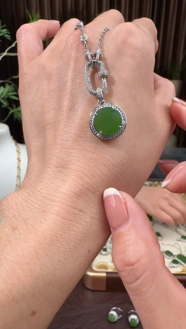 颈饰银S925镶嵌和田玉51黄设计11.4多样性拍一发一