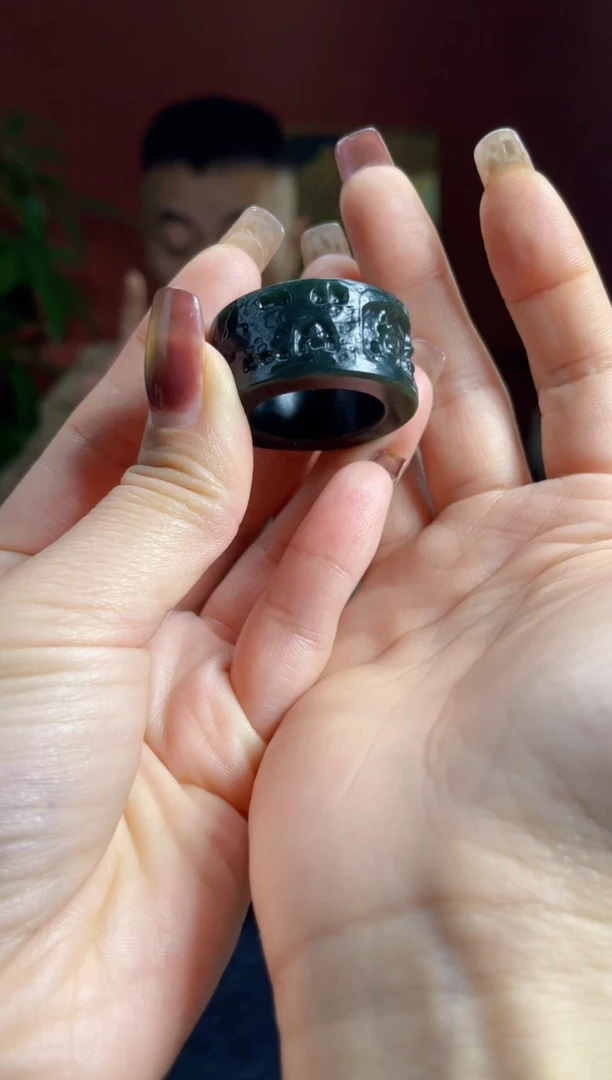 未镶嵌和田玉把件佛窟扳指