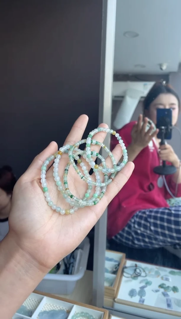 吊坠(不含链)未镶嵌翡翠天然缅甸A货翡翠多样性发其一