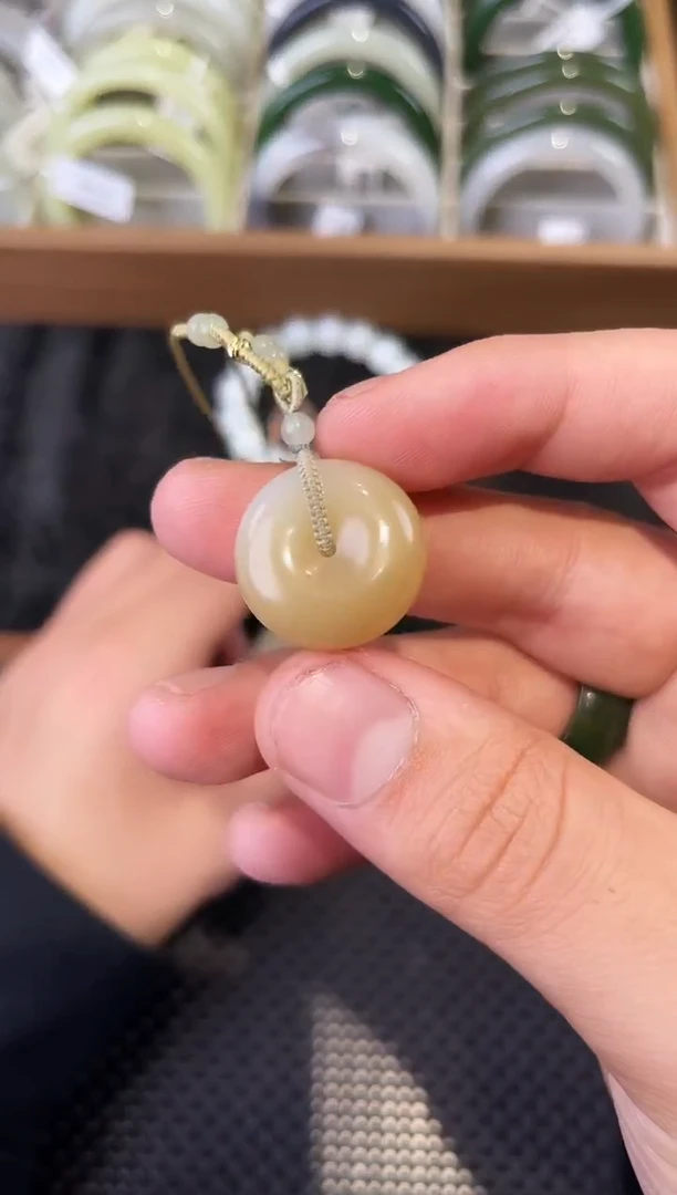 颈饰未镶嵌和田玉小艾多样性发货拍一发一