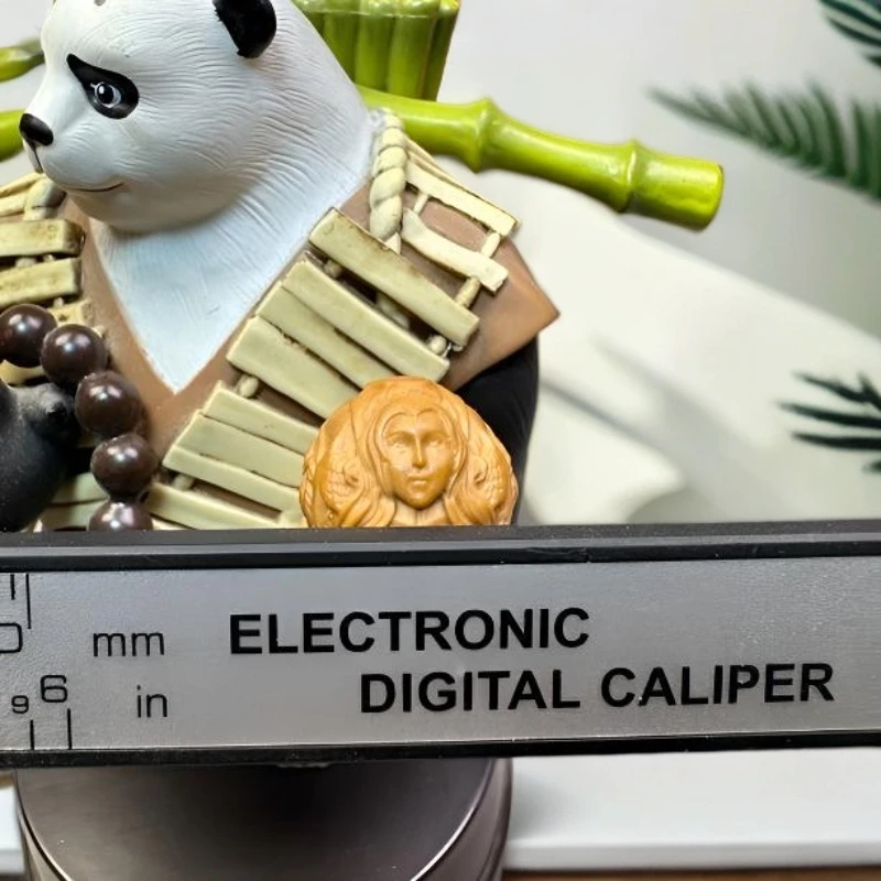 「北海龙女」精工猴头核桃雕刻 孔道镶嵌猴头配饰