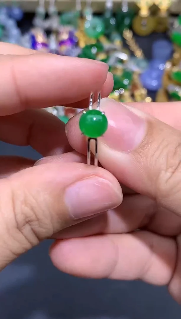 翡翠戒指18K金镶嵌413-春日珠宝