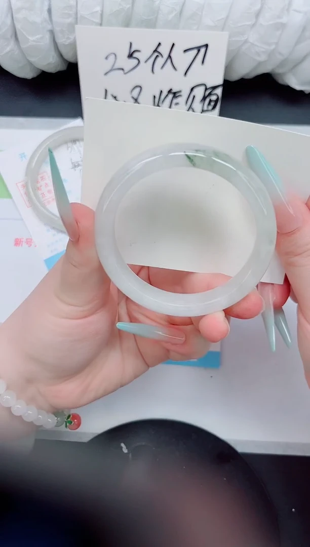 石英质玉手镯未镶嵌b193-56.4