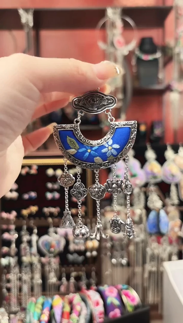 织绣民族风非遗老绣饰品177