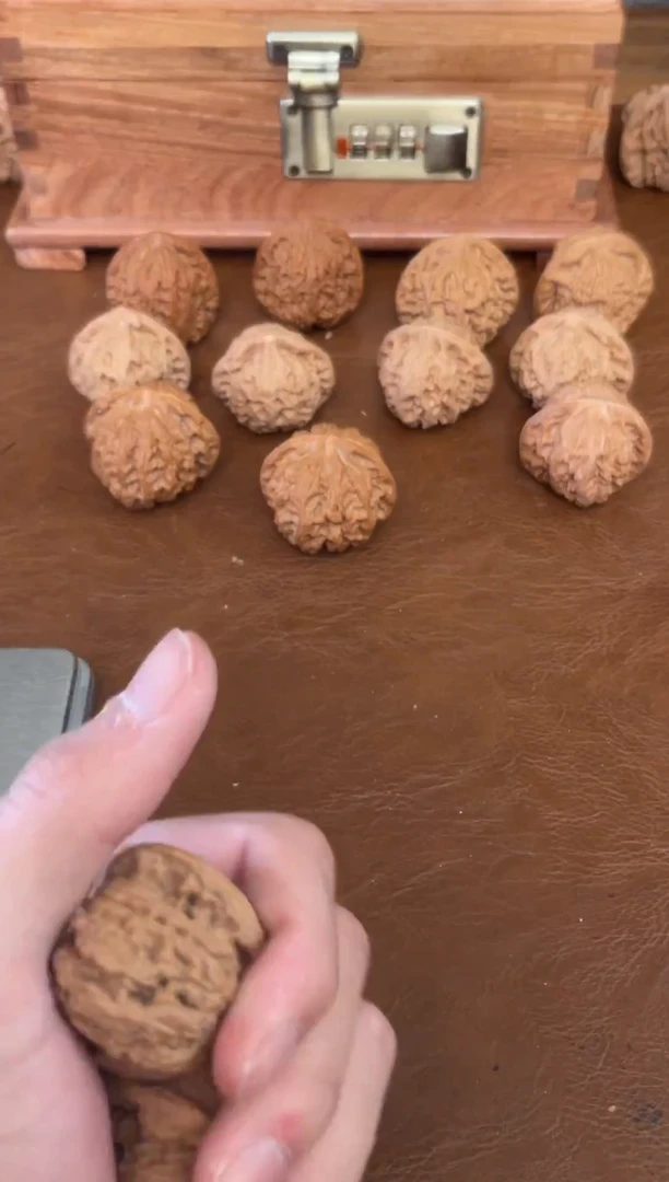 吊坠文玩核桃铁锤