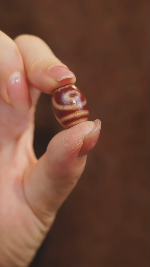 【闪购商品】玛瑙/玉髓单珠未镶嵌多样性发其一（二眼）