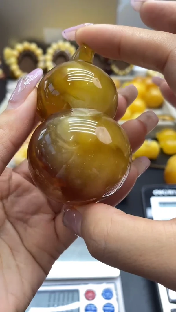琥珀未镶嵌珠宝奇石265