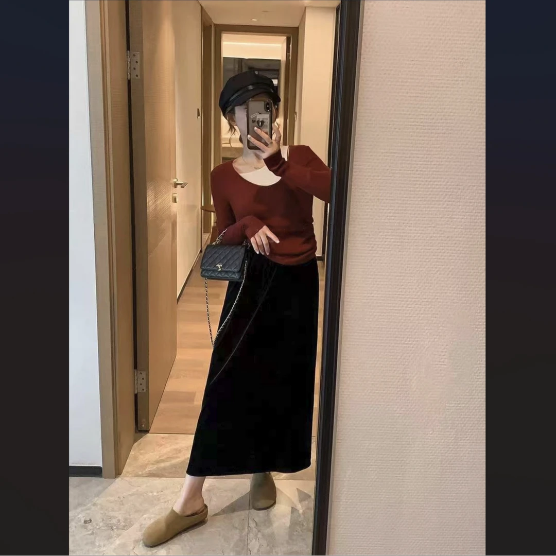 （柚子同款）KU春款高腰显瘦后开叉金丝绒半身裙030