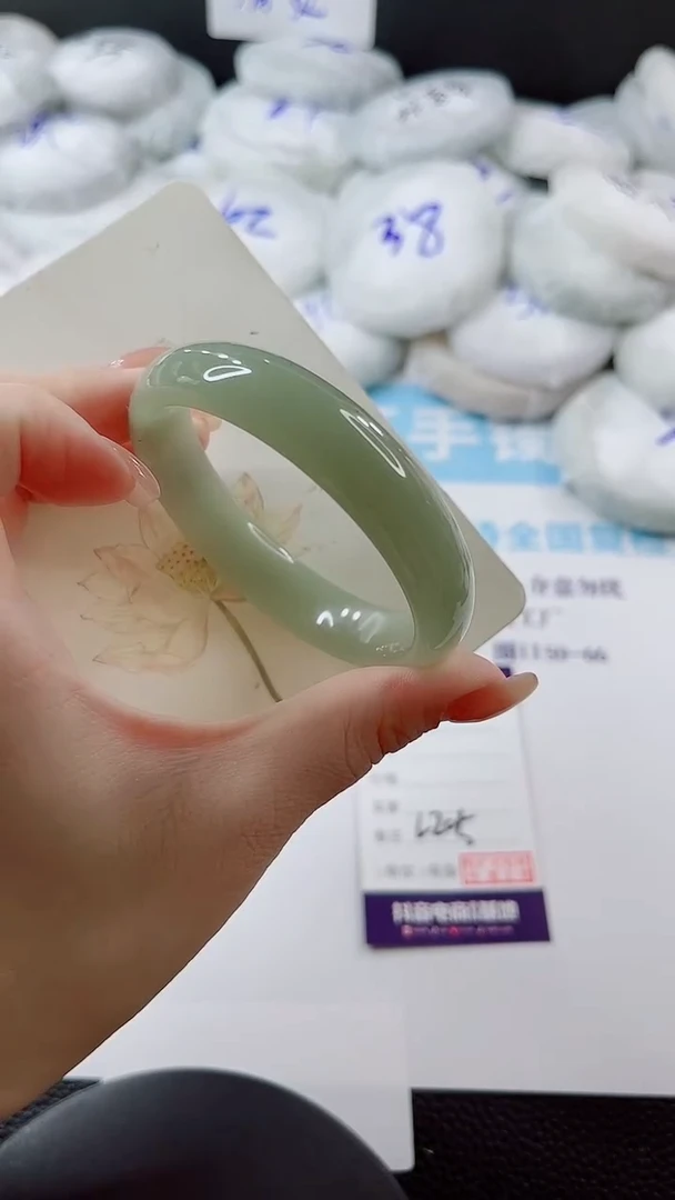 未镶嵌手镯石英质玉多样性发货L205