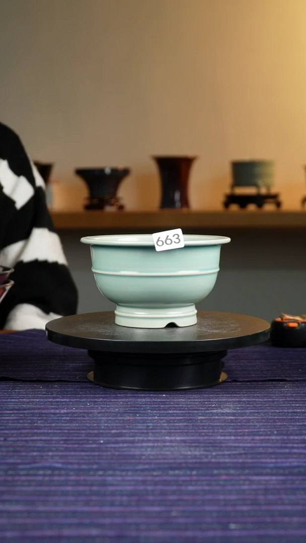 天**石663汝釉古拙花盆