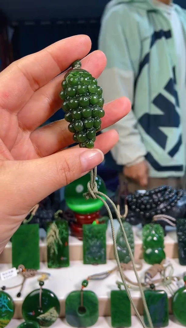 【闪购商品】和田玉挂件未镶嵌1