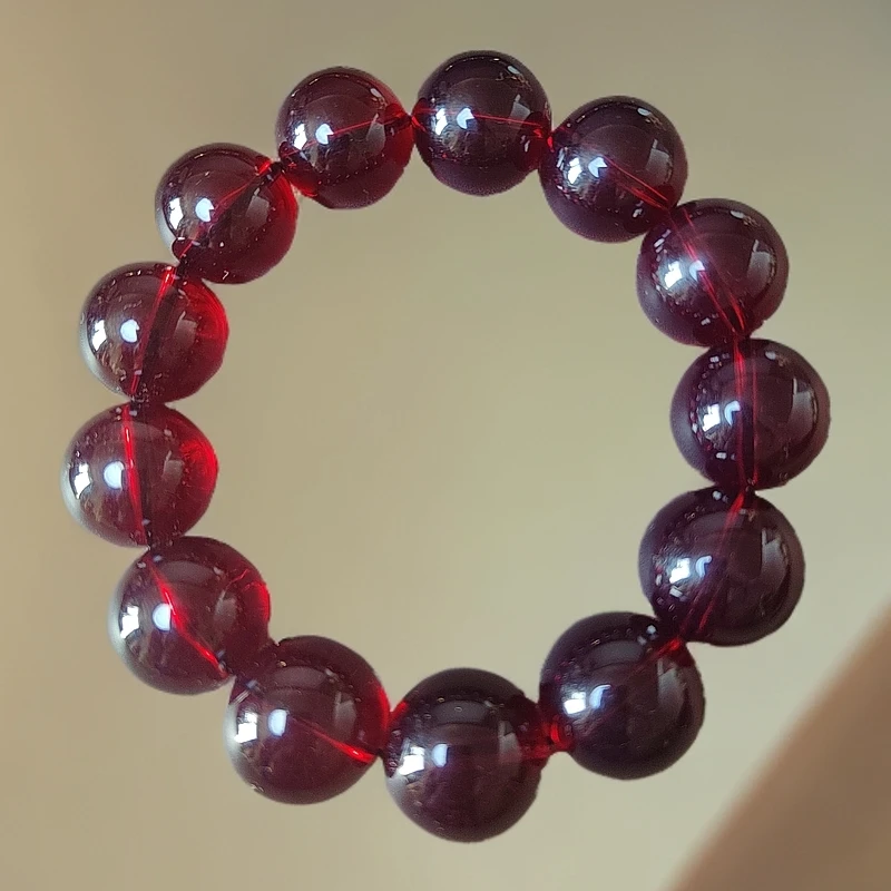 【闪购商品】钰涵轩推荐88血珀手串