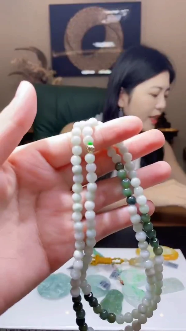 未镶嵌定制翡翠吊坠153