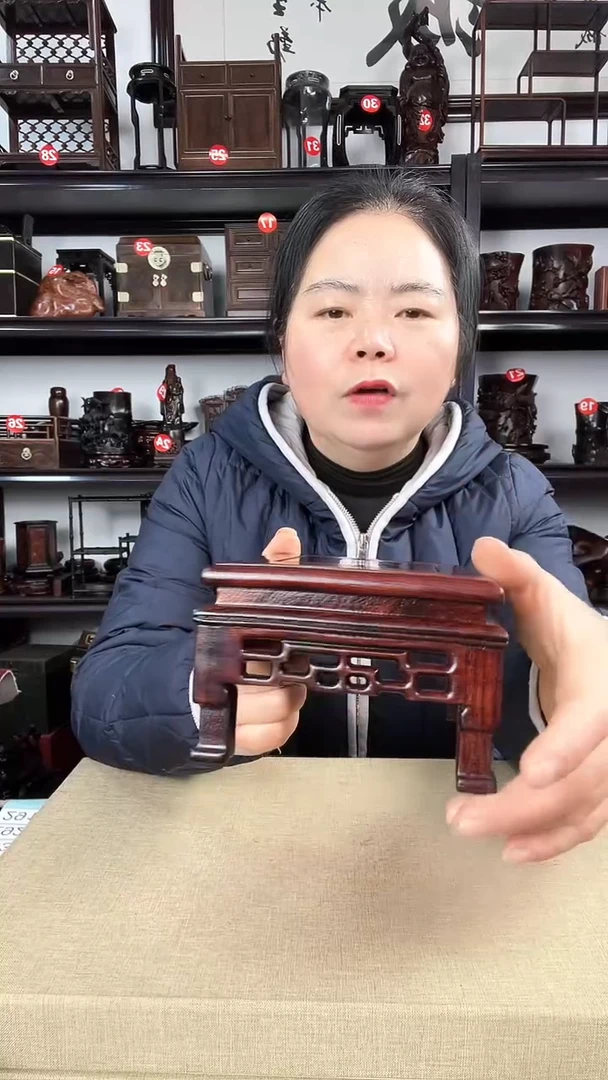 【闪购商品】木2969老李红木工艺品