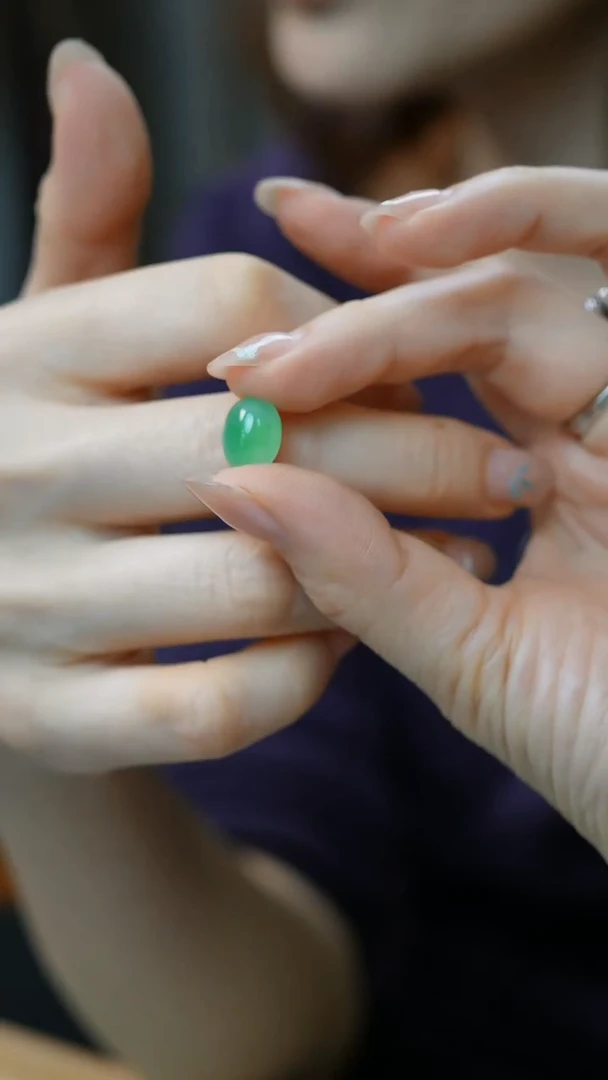 未镶嵌挂件翡翠51-裸石/姿/1F