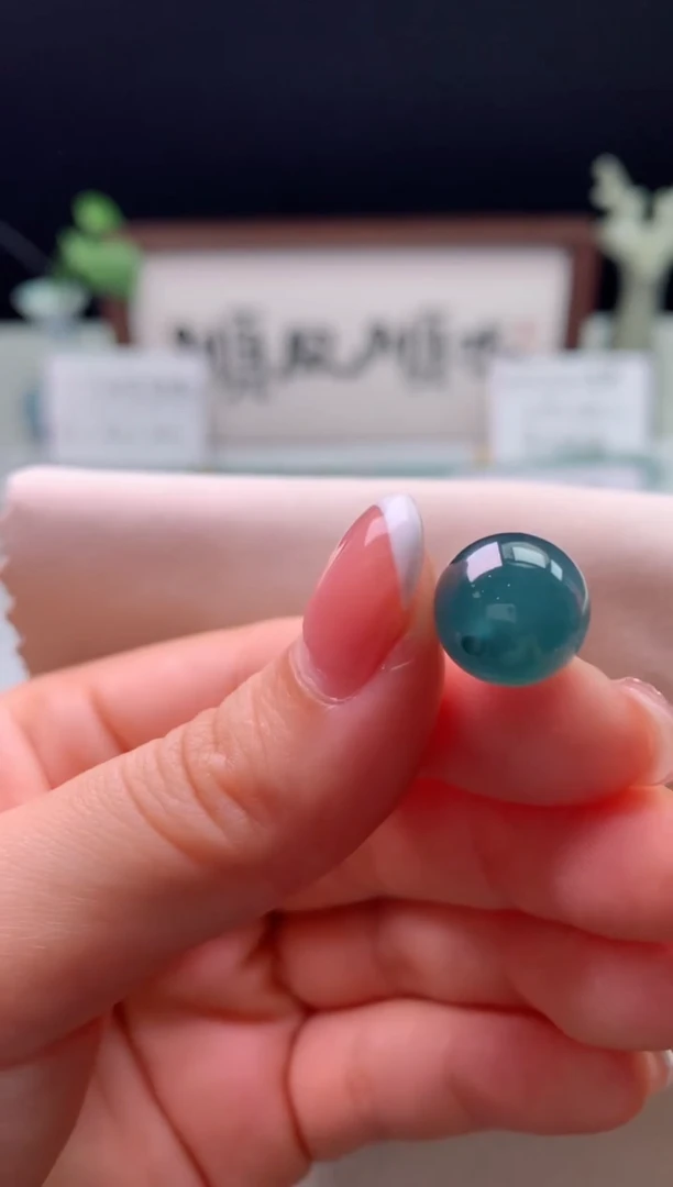 翡翠未镶嵌颈饰1002700990