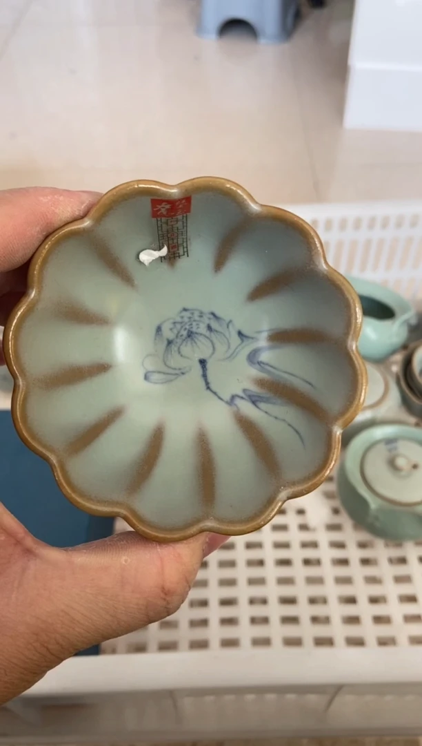 杯无运费险有瑕疵的摄影的产品有使用过的痕迹有点脏介意勿拍杯