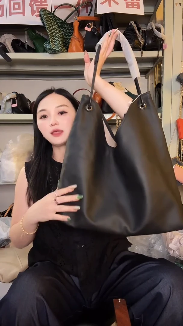 小牛皮（革）珊瑚店清斜挎包真皮包时尚百搭包包