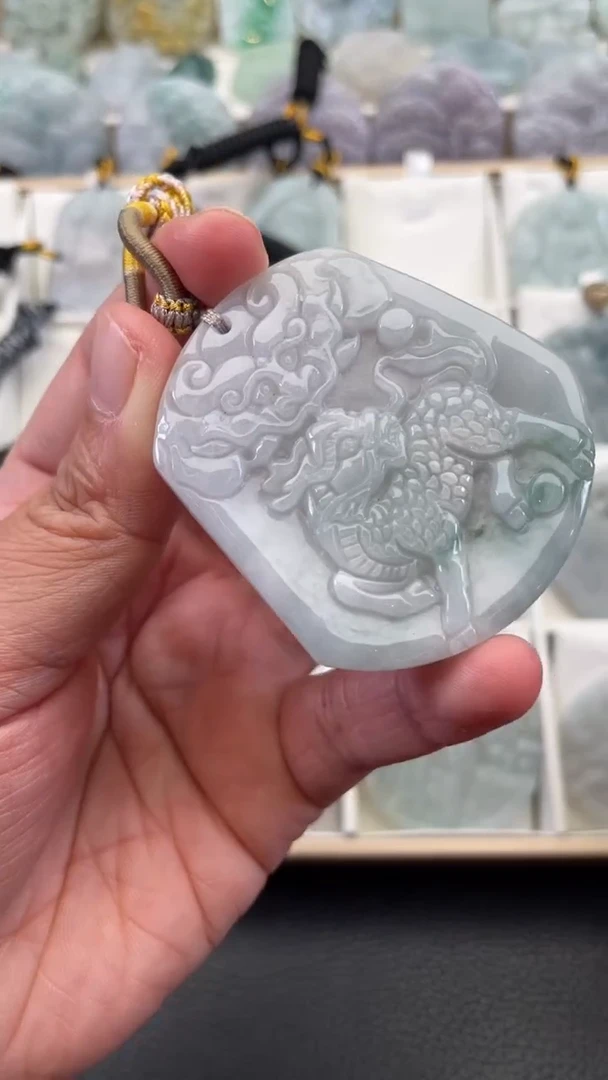 颈饰未镶嵌翡翠天然缅甸翡翠A货406