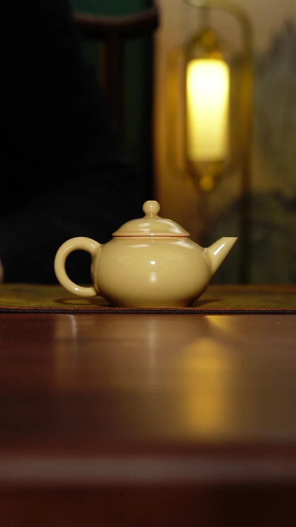 【览古雅韵】青釉壶