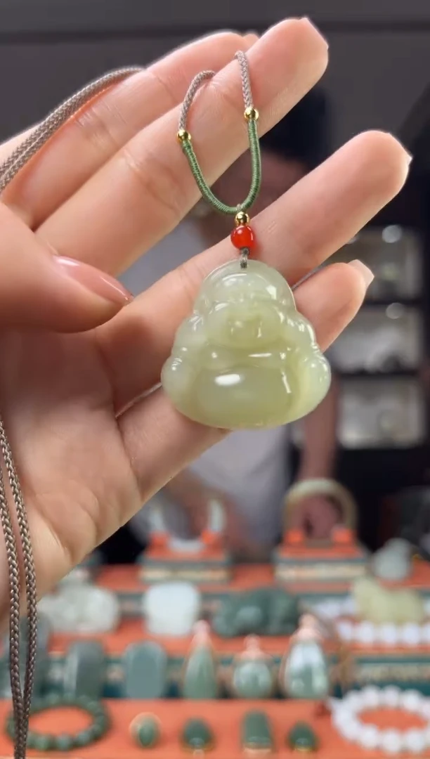 和田玉未镶嵌颈饰佩佩30mm左右