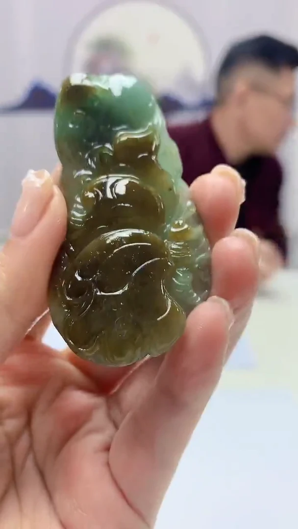 【闪购商品】定制翡翠未镶嵌5152ms-毛货60蝴蝶