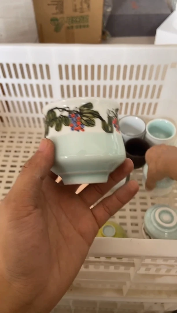 无运费险有瑕疵的摄影的产品有使用过的痕迹有点脏介意勿拍