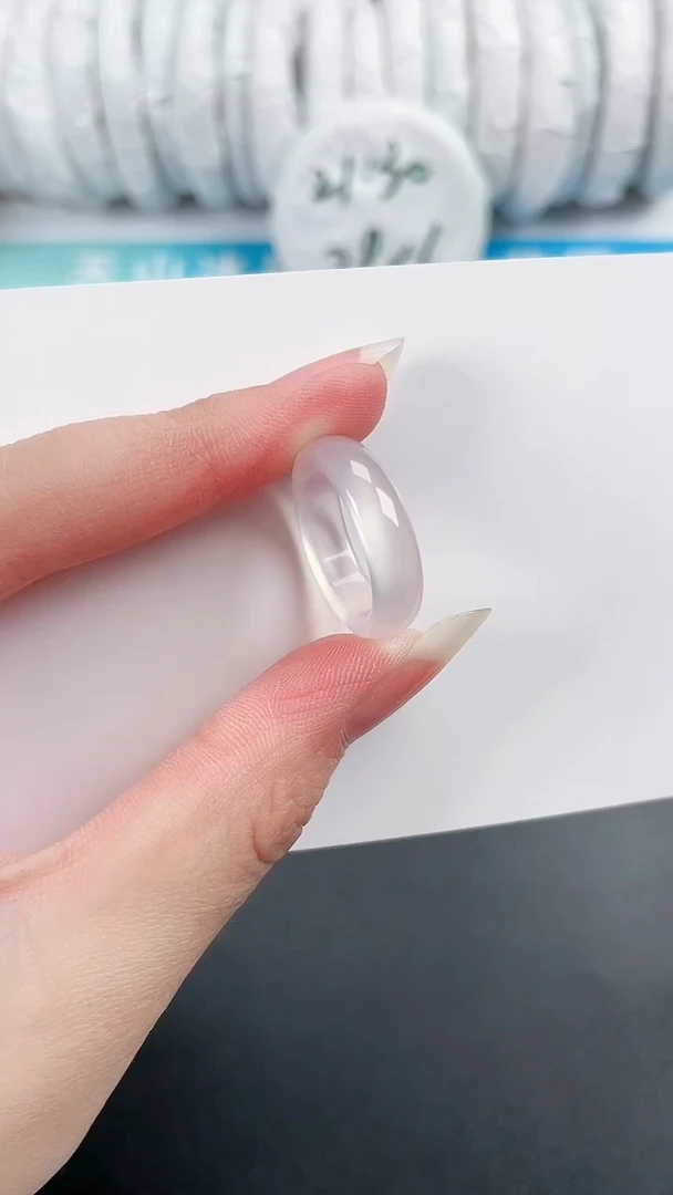 【闪购商品】石英质玉戒指未镶嵌888