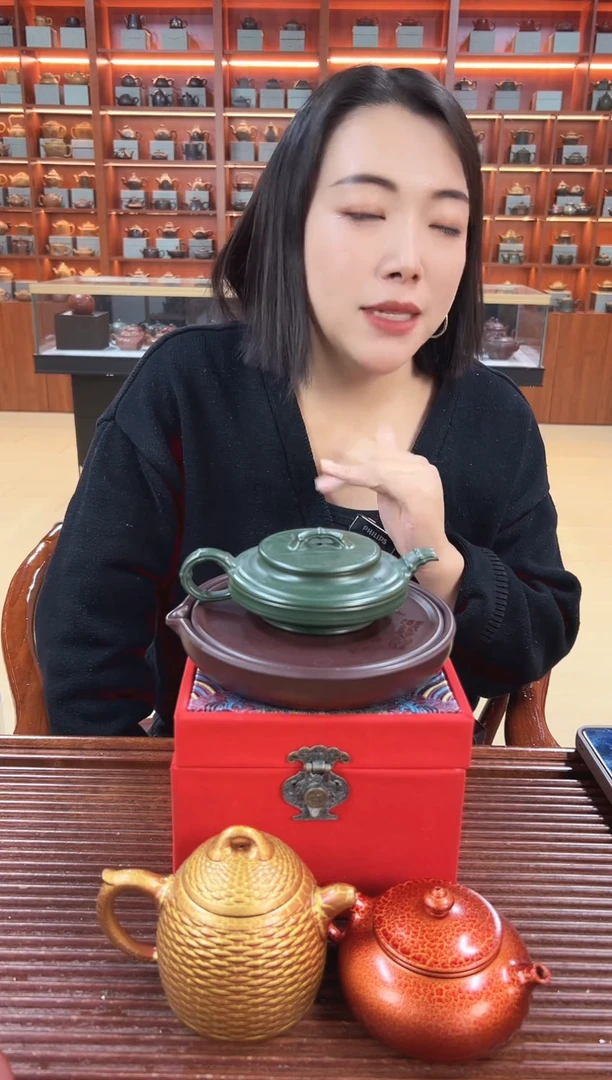 茶壶紫砂竹影双线扁竹鼓 民国绿泥 梅付春