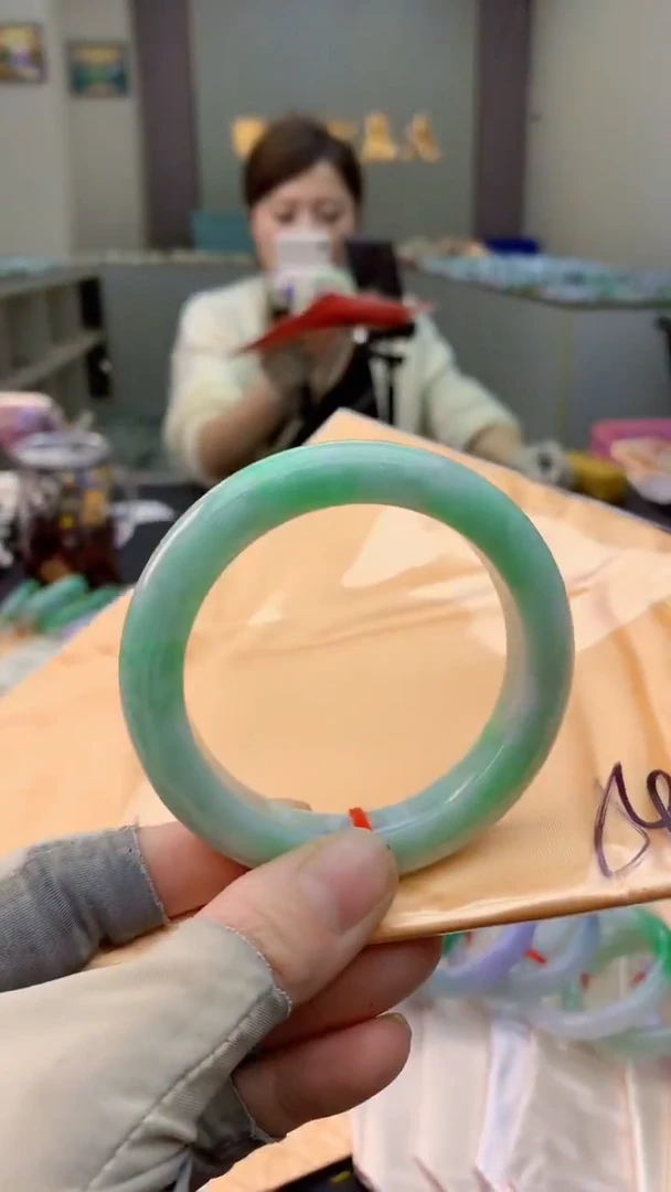 未镶嵌手镯翡翠0198623103