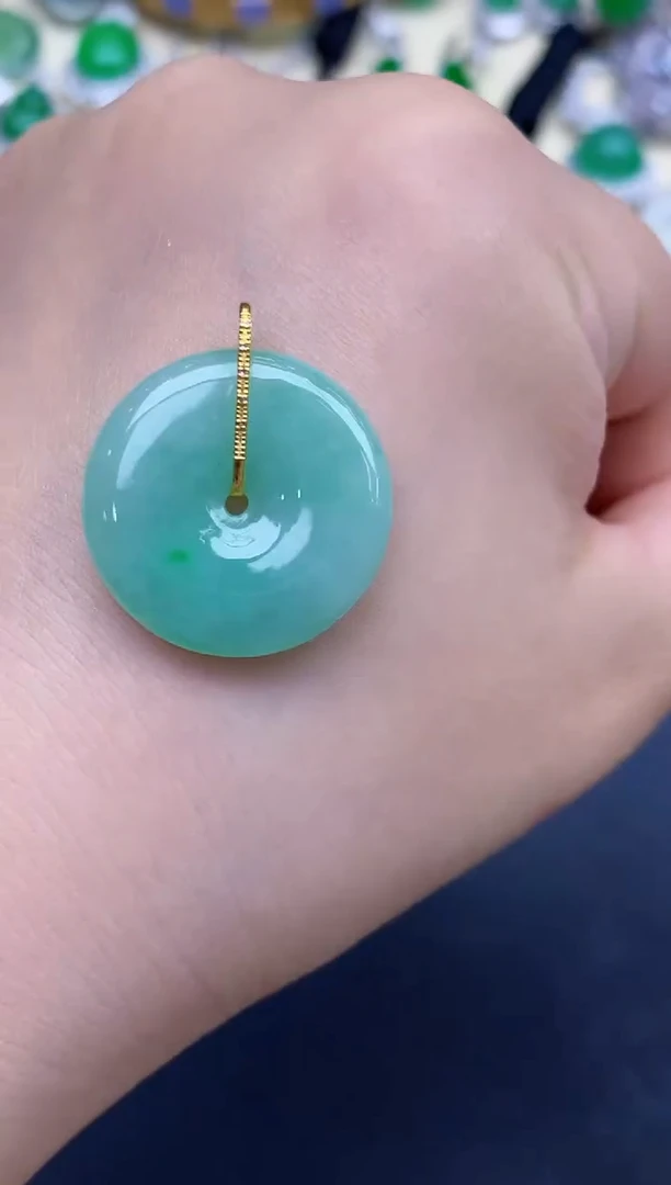 颈饰18K金镶嵌翡翠58-中国好珍宝