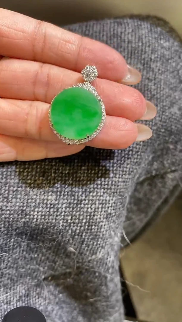 吊坠(不含链)18K金镶嵌翡翠无事牌